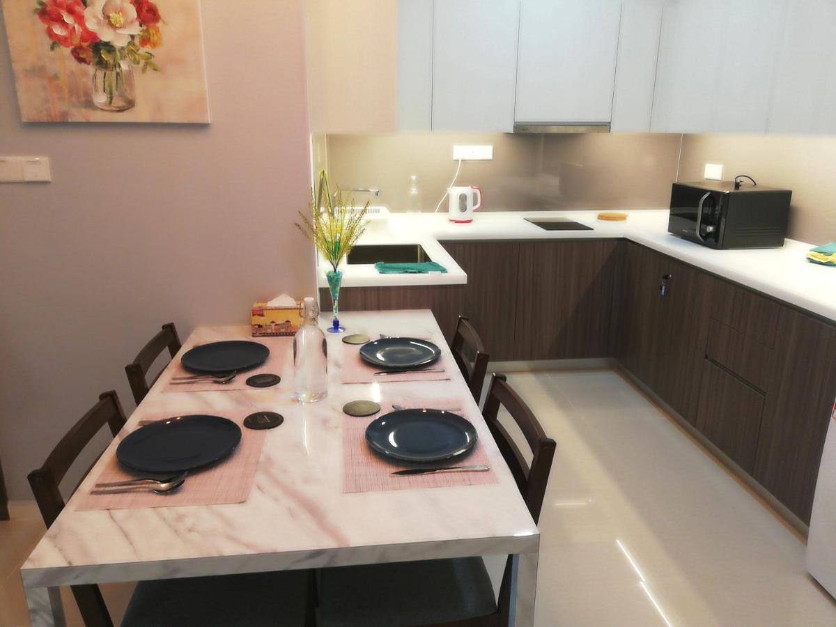 דירות ג'והור בהרו Suasana Jb At Jb Center Luxury Modern & Rustic 1Br Apt For Bussiness,Vacation Trips מראה חיצוני תמונה